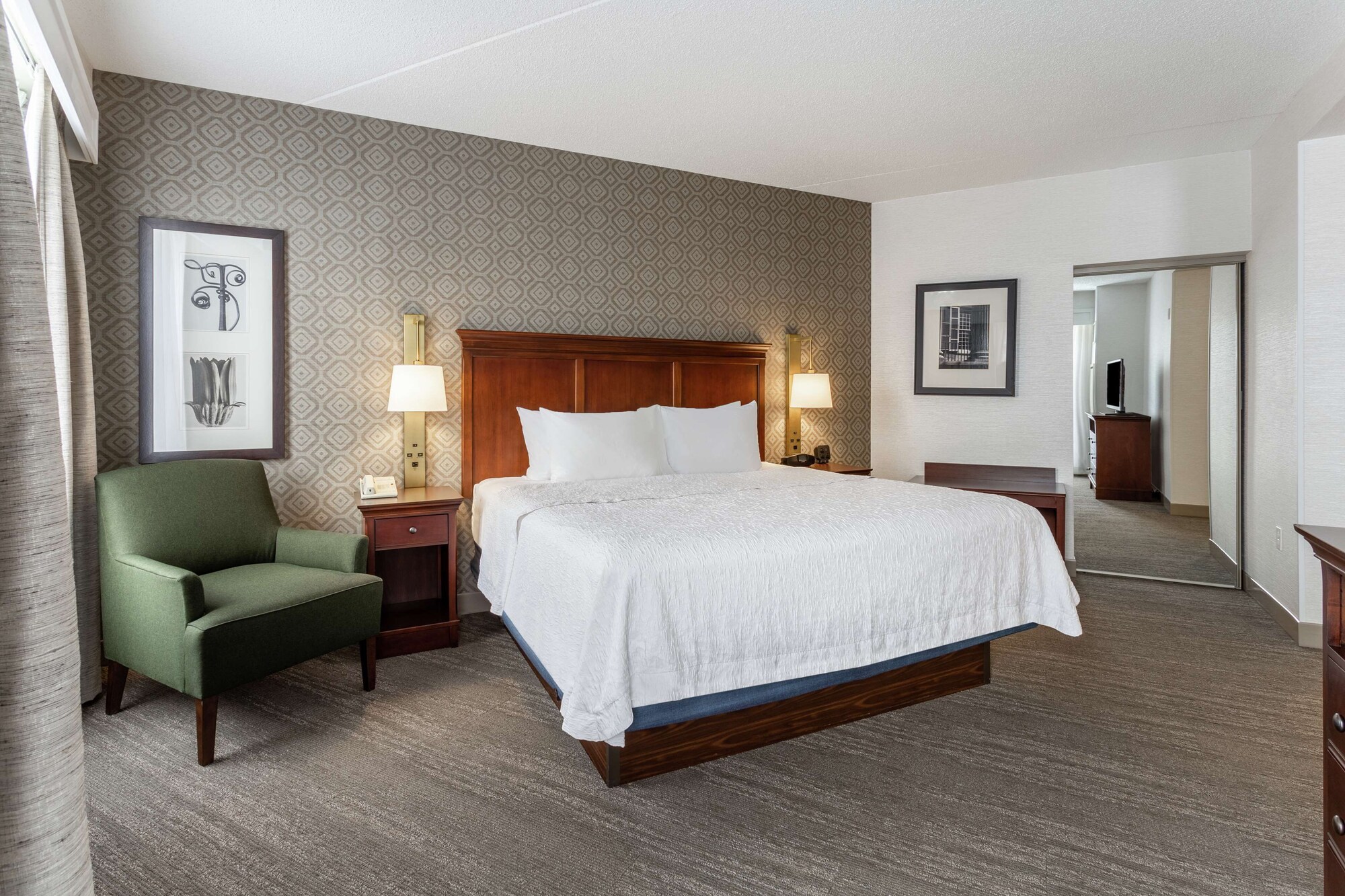 hampton inn and suites saratoga springs downtown