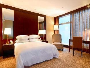 golden eagle summit hotel downtown
