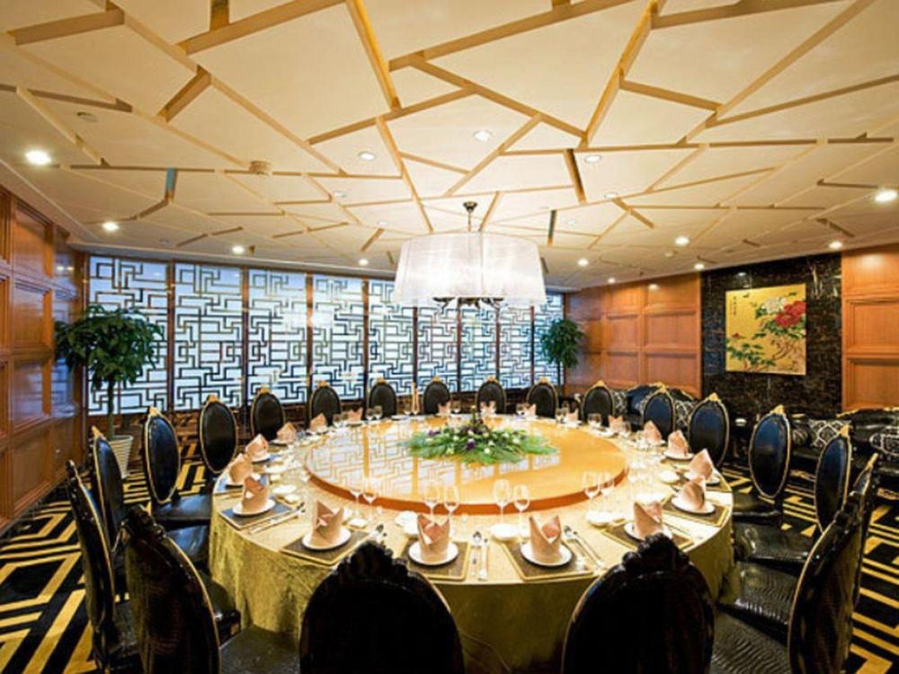 golden eagle summit hotel downtown