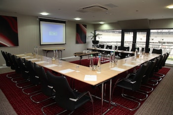 doubletree by hilton milton keynes