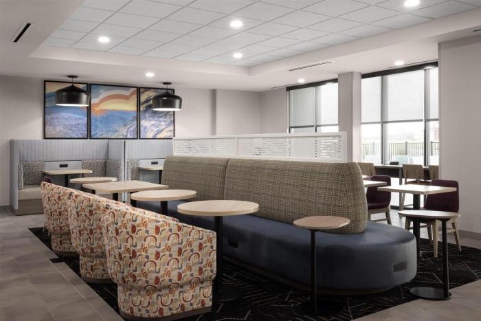home2 suites dickson tn