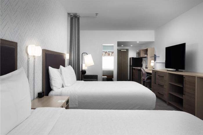 home2 suites dickson tn