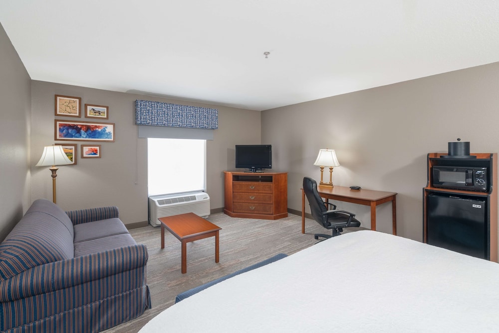 hampton inn london north