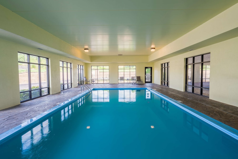 hampton inn london north