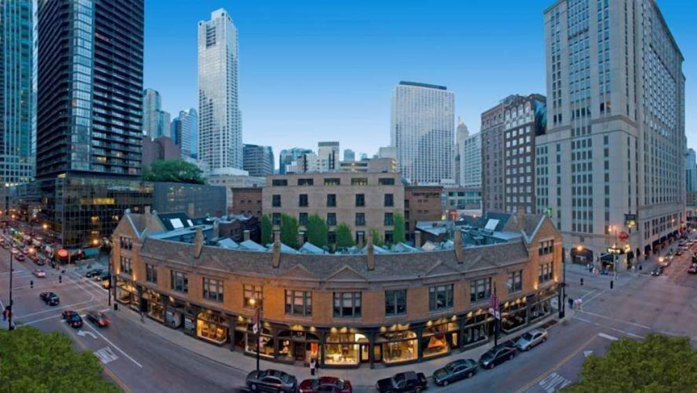 embassy suites by hilton chicago downtown river north