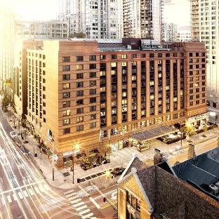 embassy suites by hilton chicago downtown river north