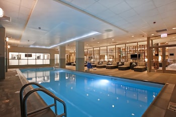 embassy suites by hilton chicago downtown river north