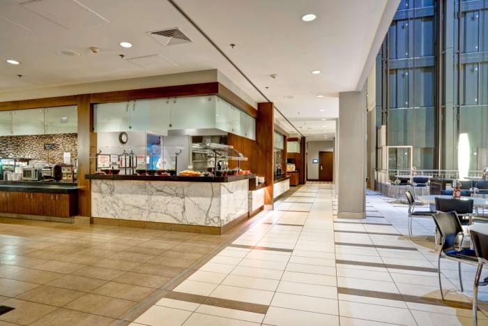 embassy suites by hilton chicago downtown river north