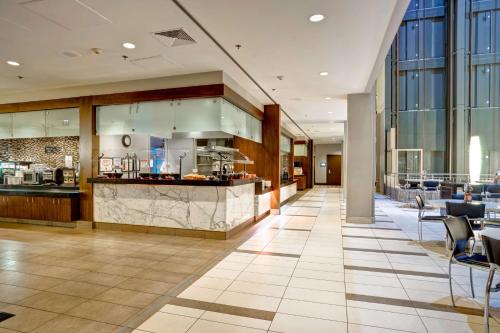 embassy suites by hilton chicago downtown river north