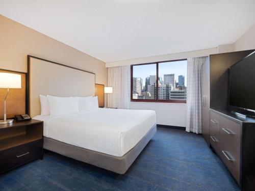 embassy suites by hilton chicago downtown river north