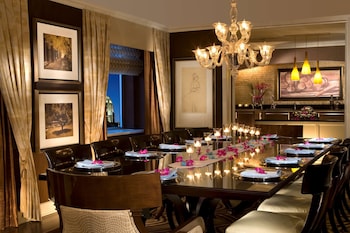 Palmer House A Hilton Hotel,,4 star