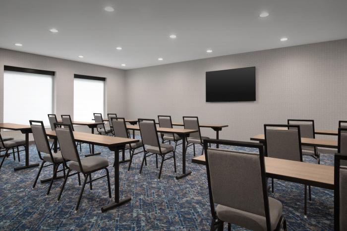 home2 suites by hilton columbus easton