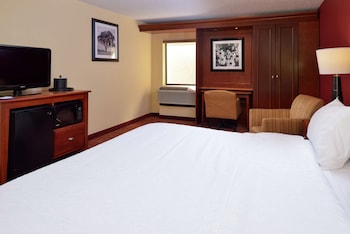 hampton inn columbus east