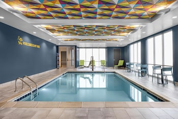 home2 suites by hilton dry ridge