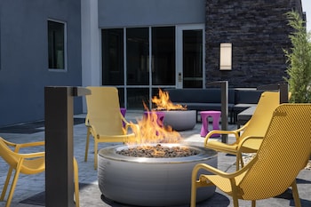 home2 suites by hilton dry ridge