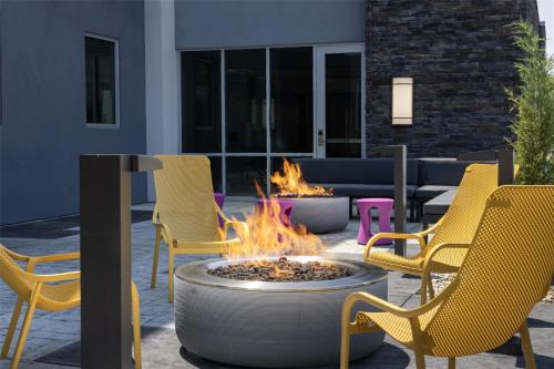 home2 suites by hilton dry ridge