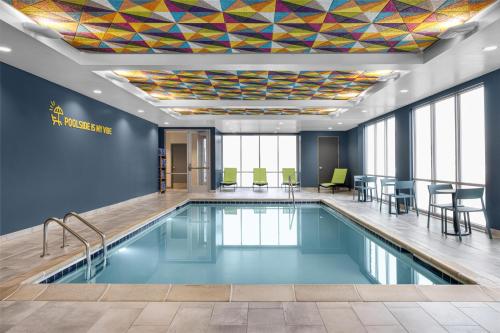 home2 suites by hilton dry ridge