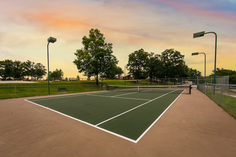 holiday inn club vacations holiday hills resort branson by ihg