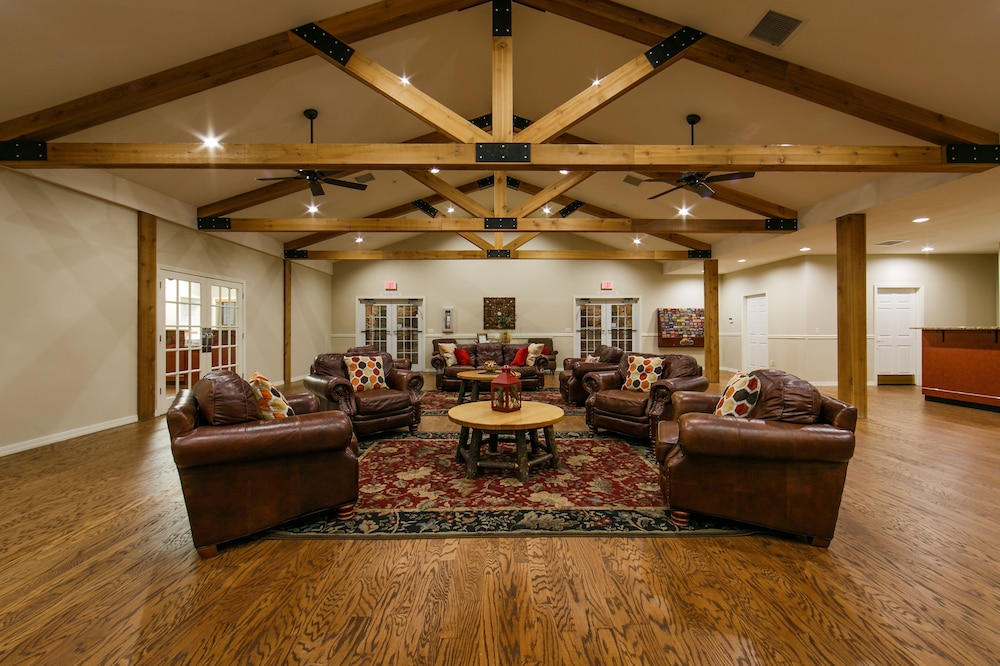 holiday inn club vacations holiday hills resort branson by ihg