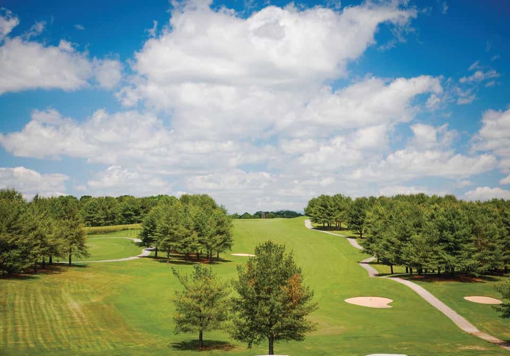holiday inn club vacations holiday hills resort branson by ihg