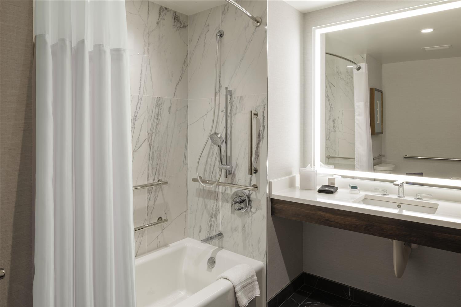 hilton arlington rosslyn the key