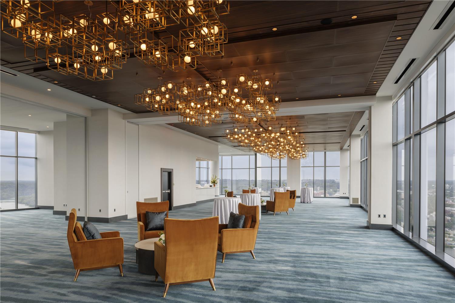 hilton arlington rosslyn the key