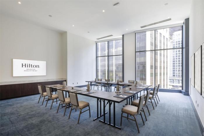 hilton arlington rosslyn the key