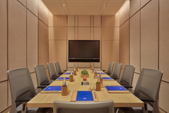 hilton gurugram baani city centre
