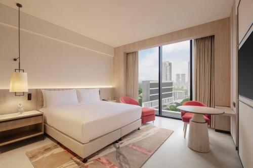 hilton gurugram baani city centre