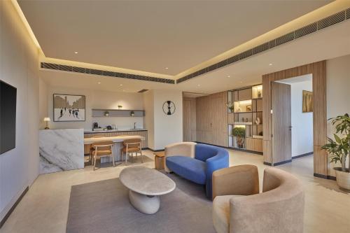 hilton gurugram baani city centre