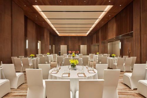 hilton gurugram baani city centre
