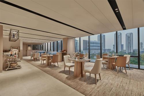hilton gurugram baani city centre