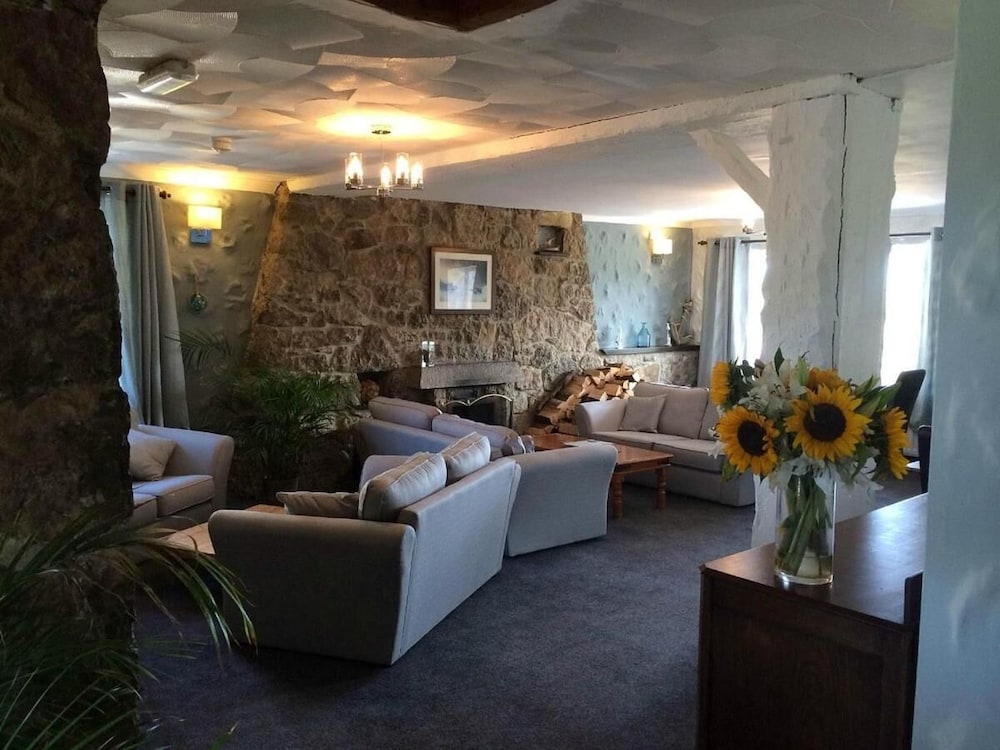 ty dderw country inn
