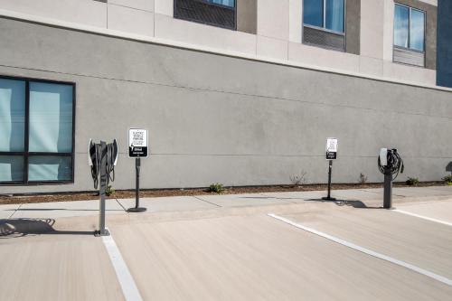 hampton inn and suites irving dfw airport north