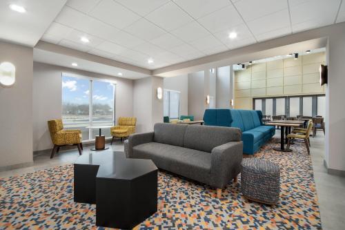 hampton inn and suites irving dfw airport north