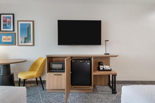 hampton inn and suites irving dfw airport north