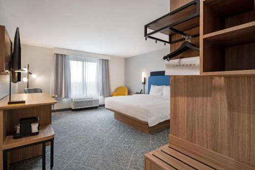 hampton inn and suites irving dfw airport north