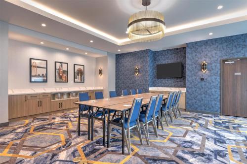 hampton inn and suites irving hwy 183