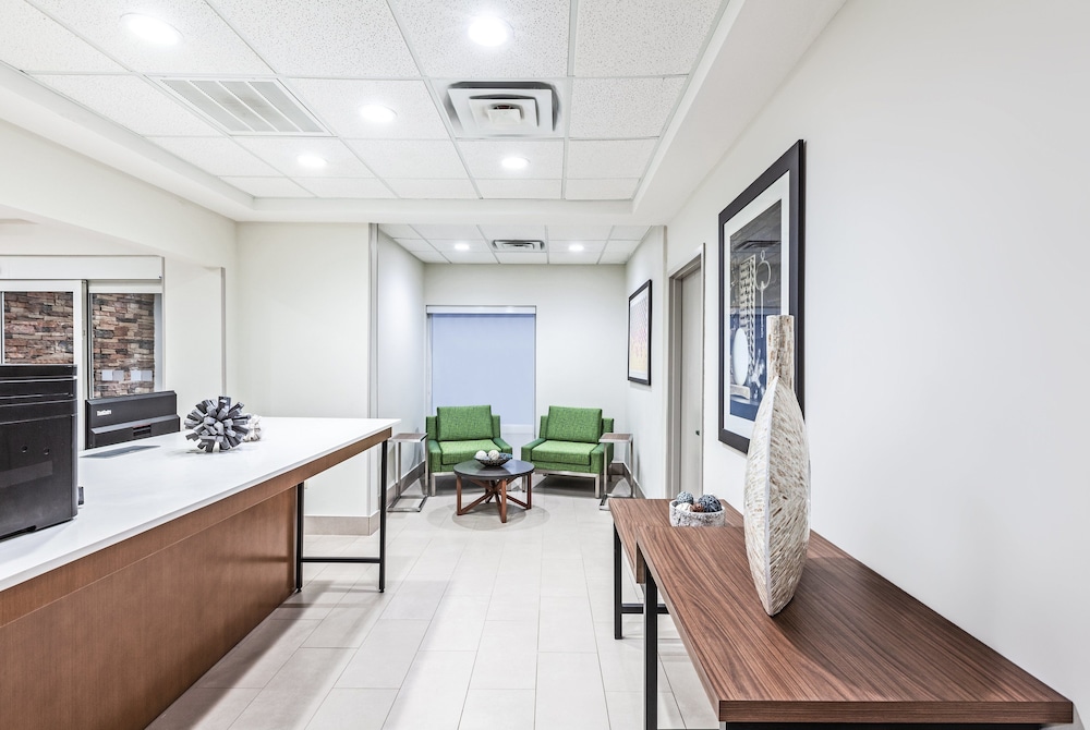 holiday inn express and suites baton rouge east by ihg