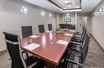 Holiday Inn Express & Suites Baton Rouge East By Ihg,East Baton Rouge Parish>>Baton Rouge,3 star