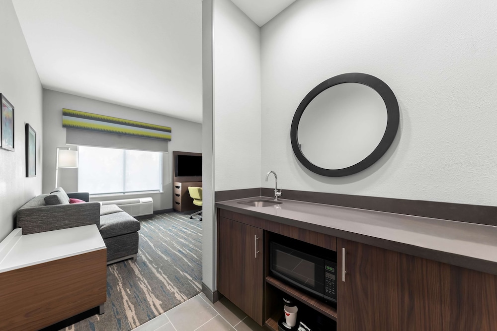 hampton inn and suites sherman