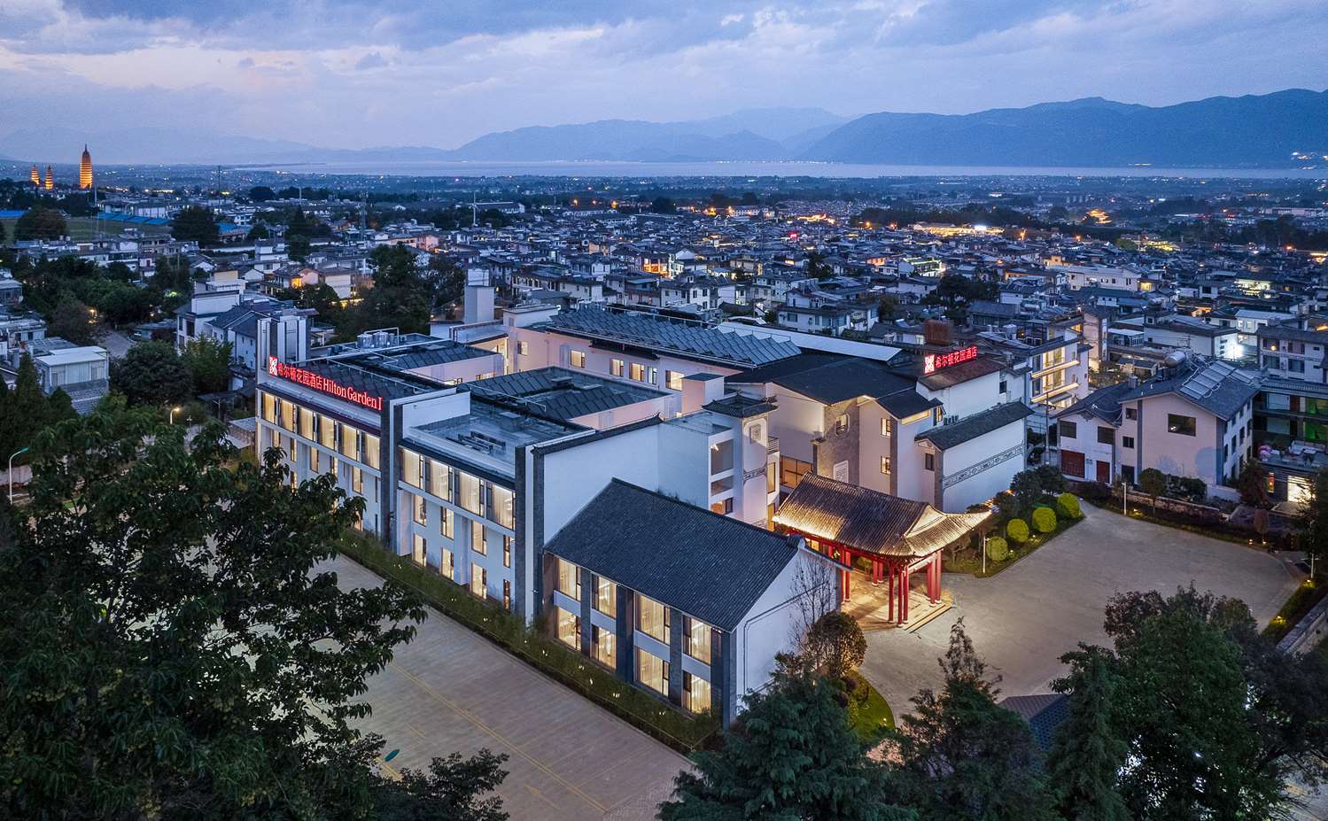 hilton garden inn dali ancient city
