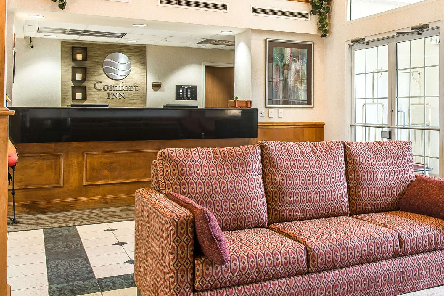 hampton inn chelsea mi