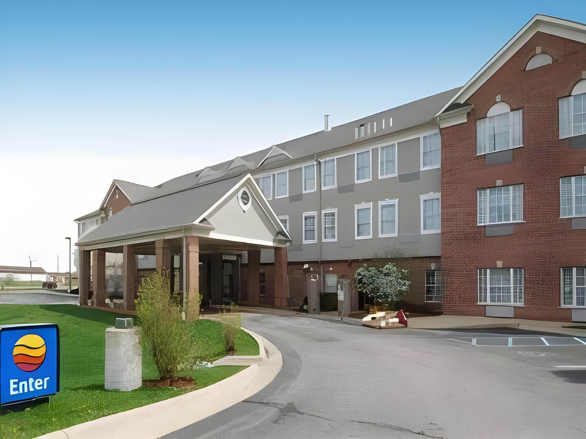 hampton inn chelsea mi