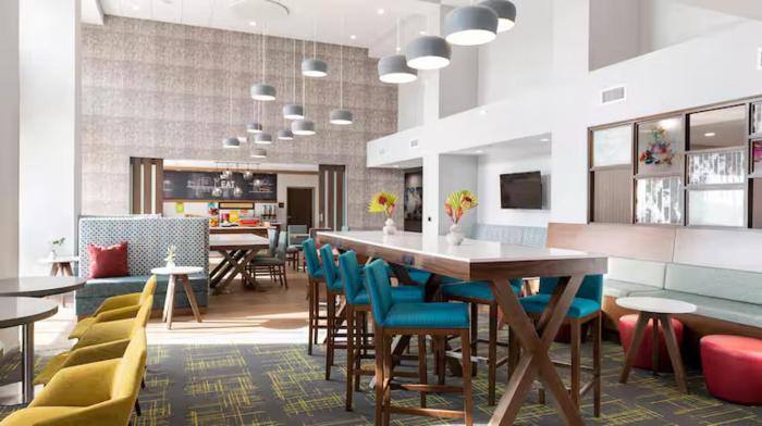 hampton inn chelsea mi