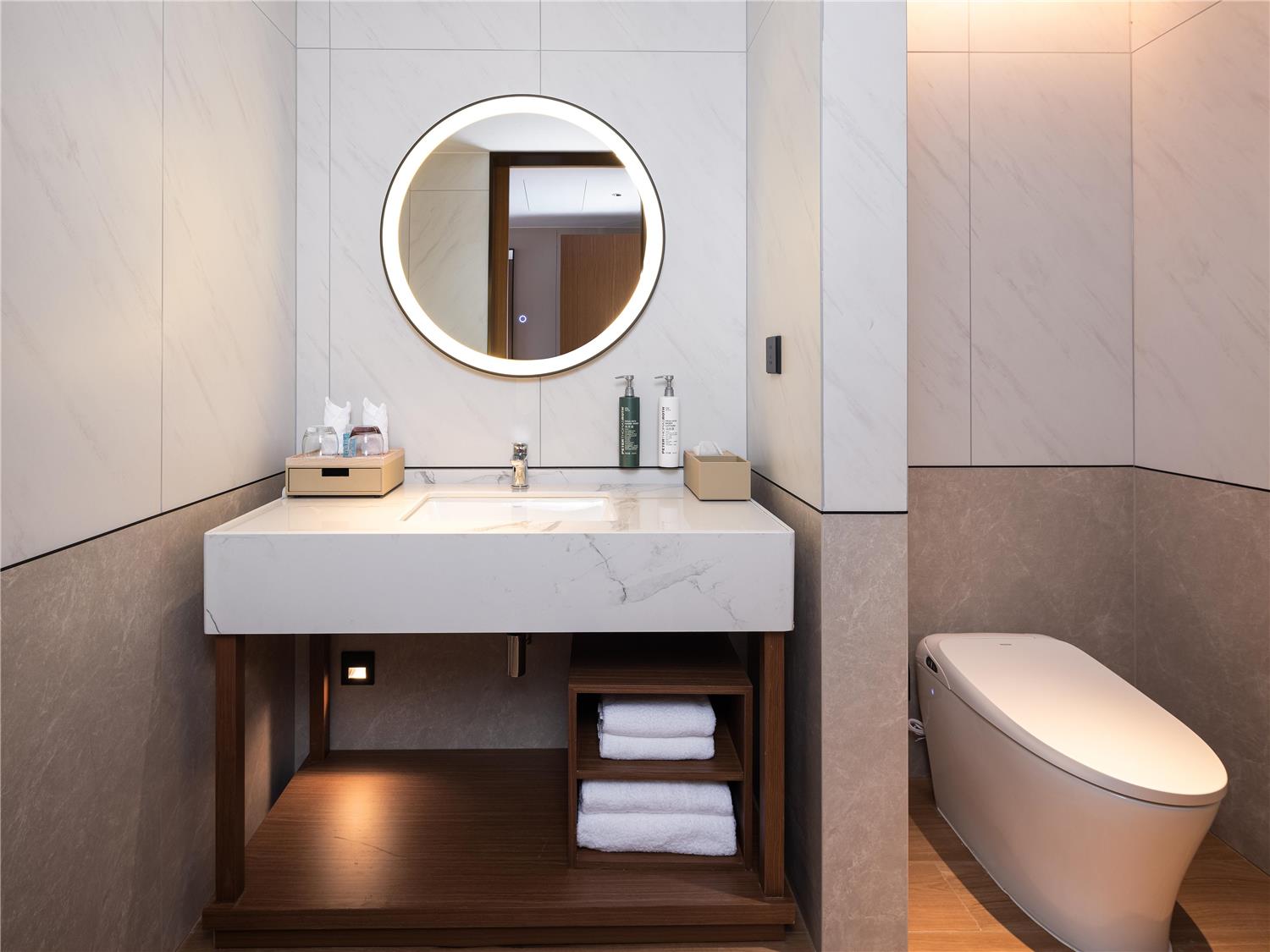 hilton garden inn zhangjiajie wulingyuan