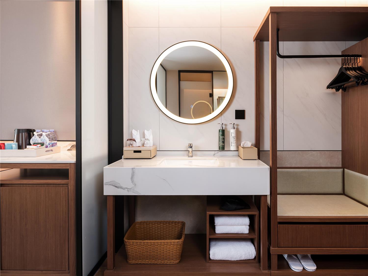 hilton garden inn zhangjiajie wulingyuan