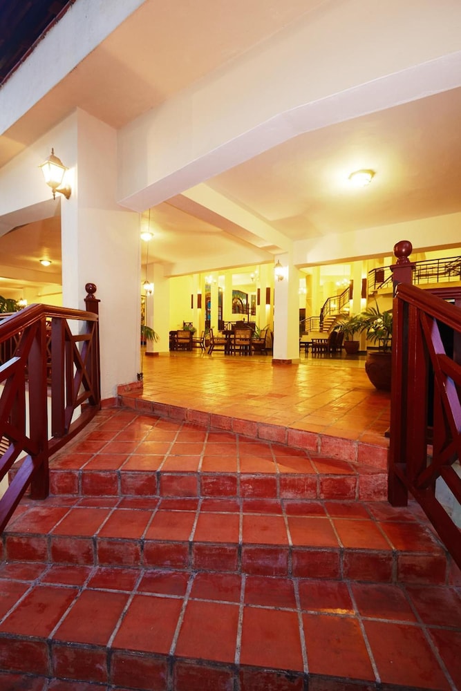 neptune beach resort