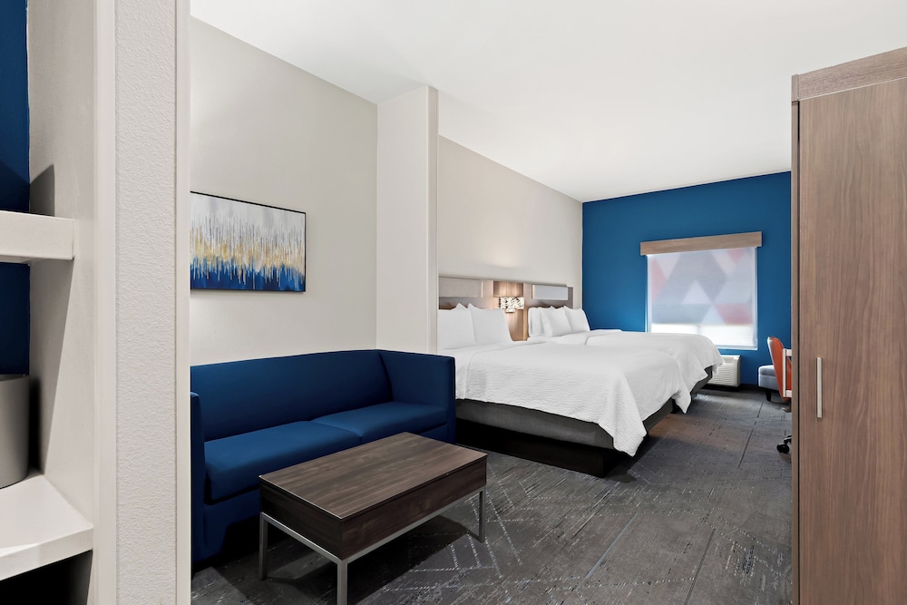 holiday inn express hotel and suites perry by ihg