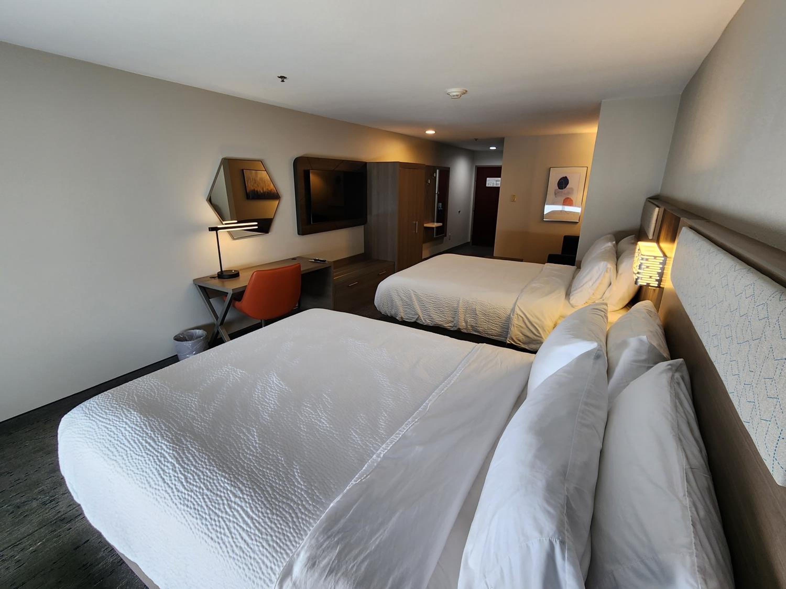 holiday inn express hotel and suites perry by ihg